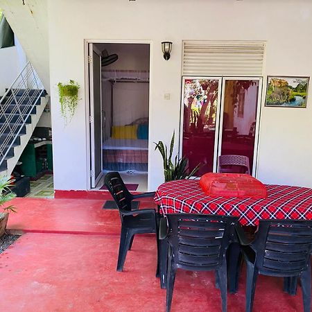 Little Mount Guest House Mirissa Luaran gambar